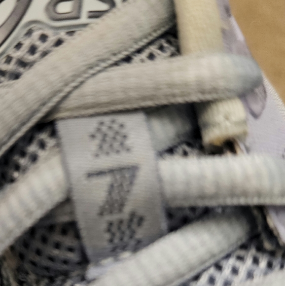 ASICS GT-2000 7 - Size 10 - Picture 8 of 10